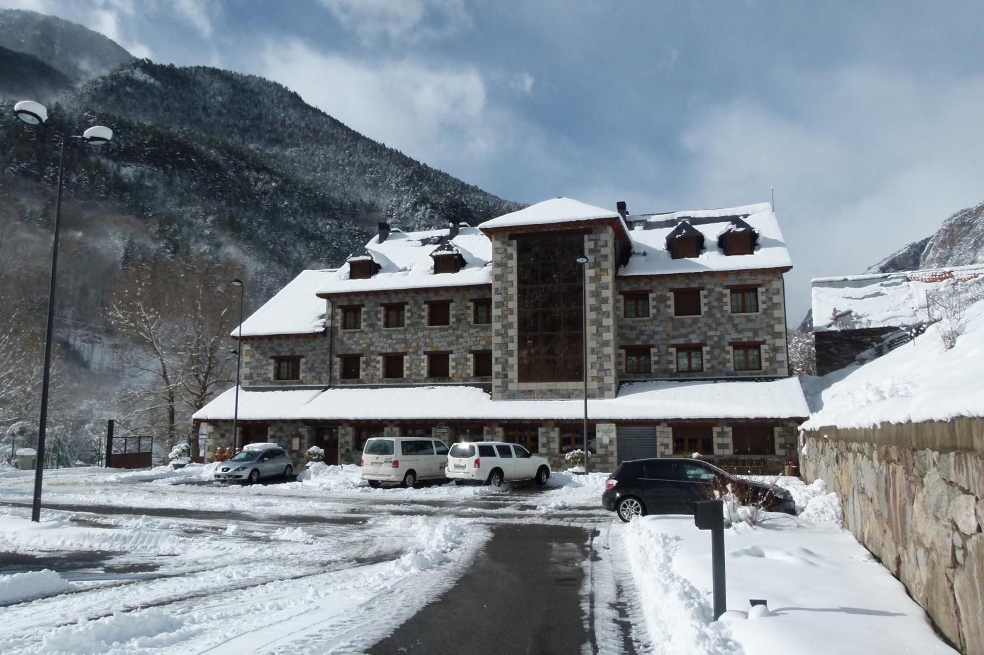 Complejo Turistico Bielsa Hotel Y Camping Экстерьер фото